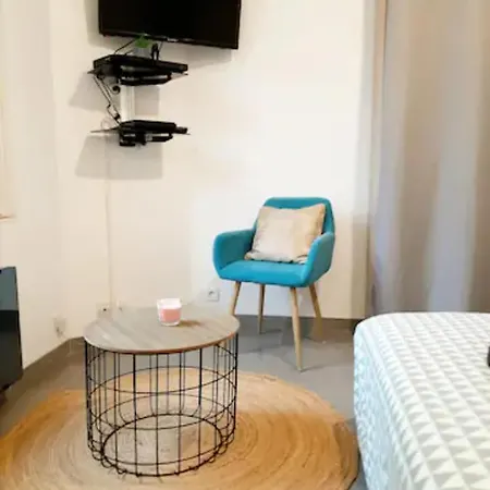 Appartamento Le Petit Charmeur, Parking, Wifi, Gare Flers  Esterno foto
