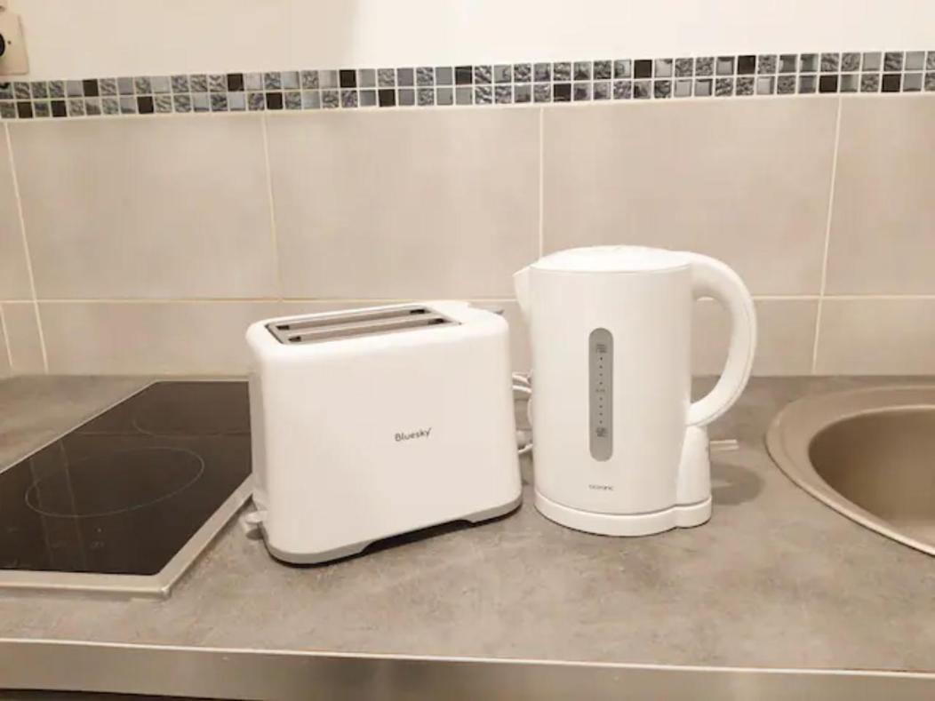 Appartement Le Petit Charmeur, Parking, Wifi, Gare