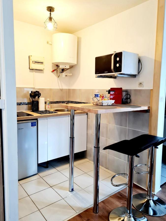 Le Petit Charmeur, Parking, Wifi, Gare *